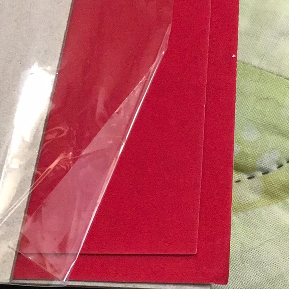 🏷 New Stampin Up! Red Velvet Paper 12" X12" - Picture 3 of 4